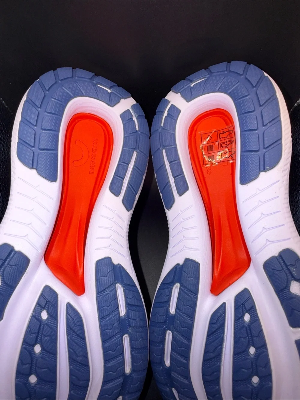 Size 11 - True Motion Aion 3 Wmns Blue Bell/Bijou Blue/Grenadine TM-W-0110-1B-01